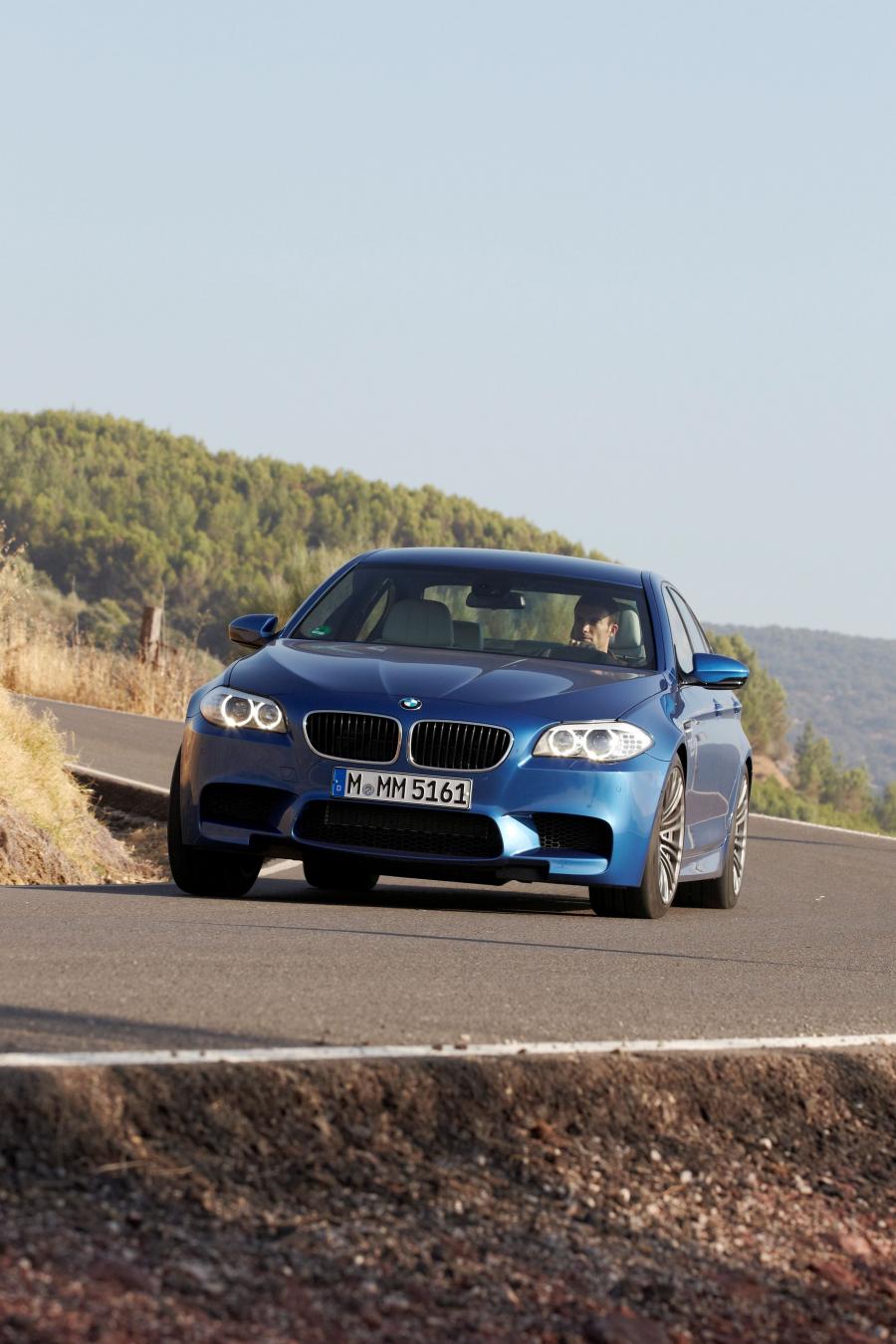  BMW M5 2011 года  (фото 115 из 344)